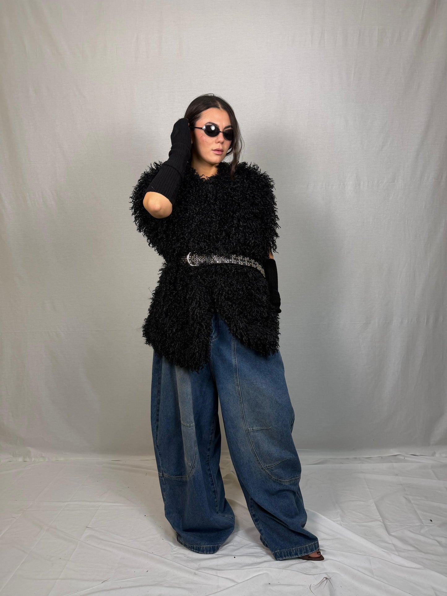 Smanicato in eco pelliccia