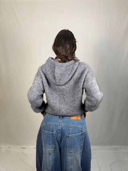 Maglione con cappuccio