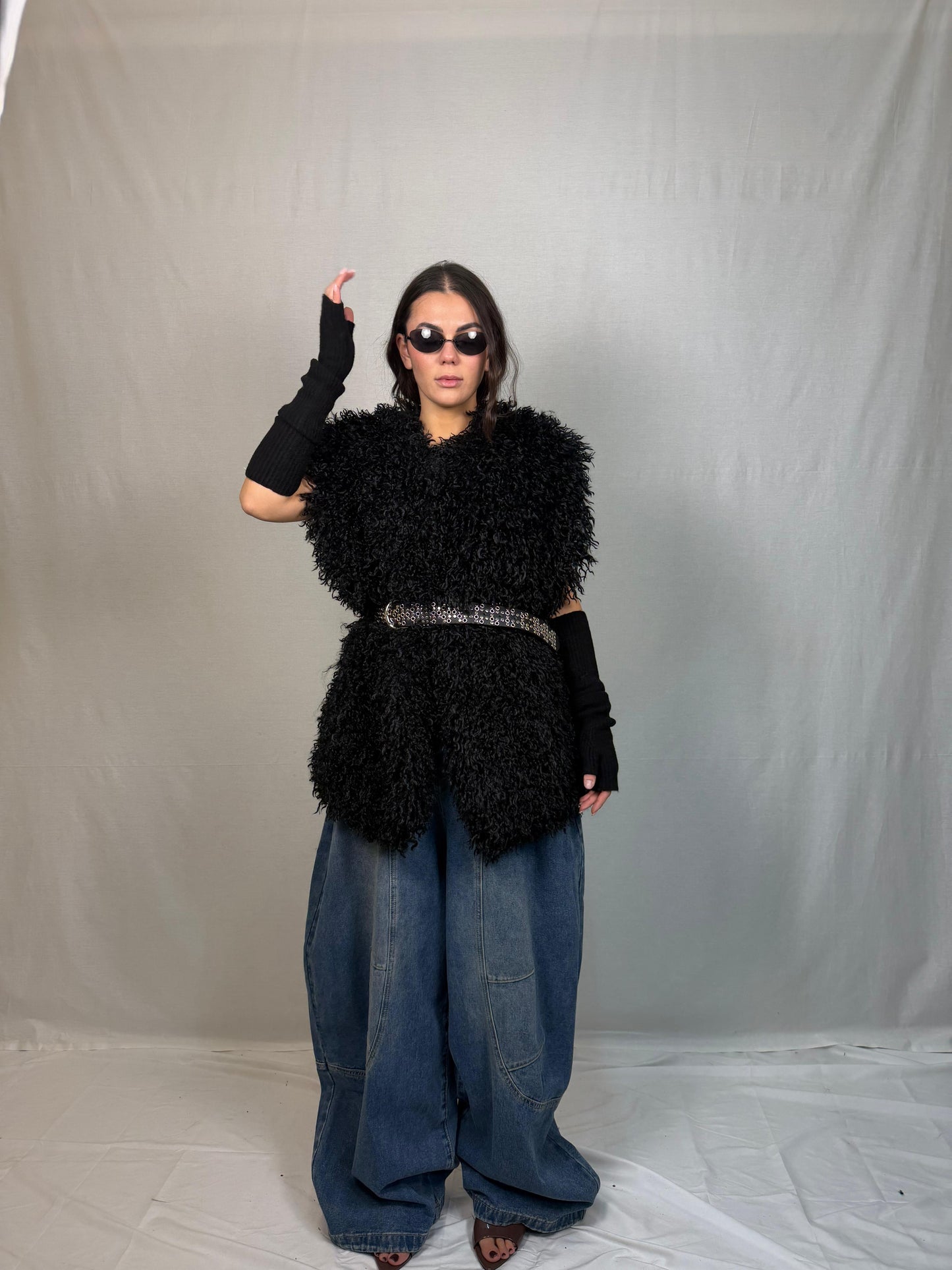 Smanicato in eco pelliccia